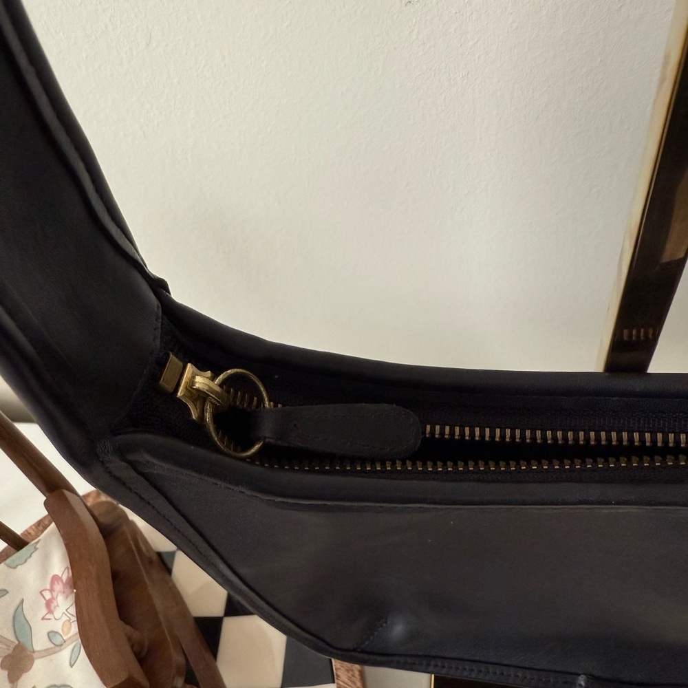 Vintage Coach Ergo 9020 in Black - Picture 3 of 9